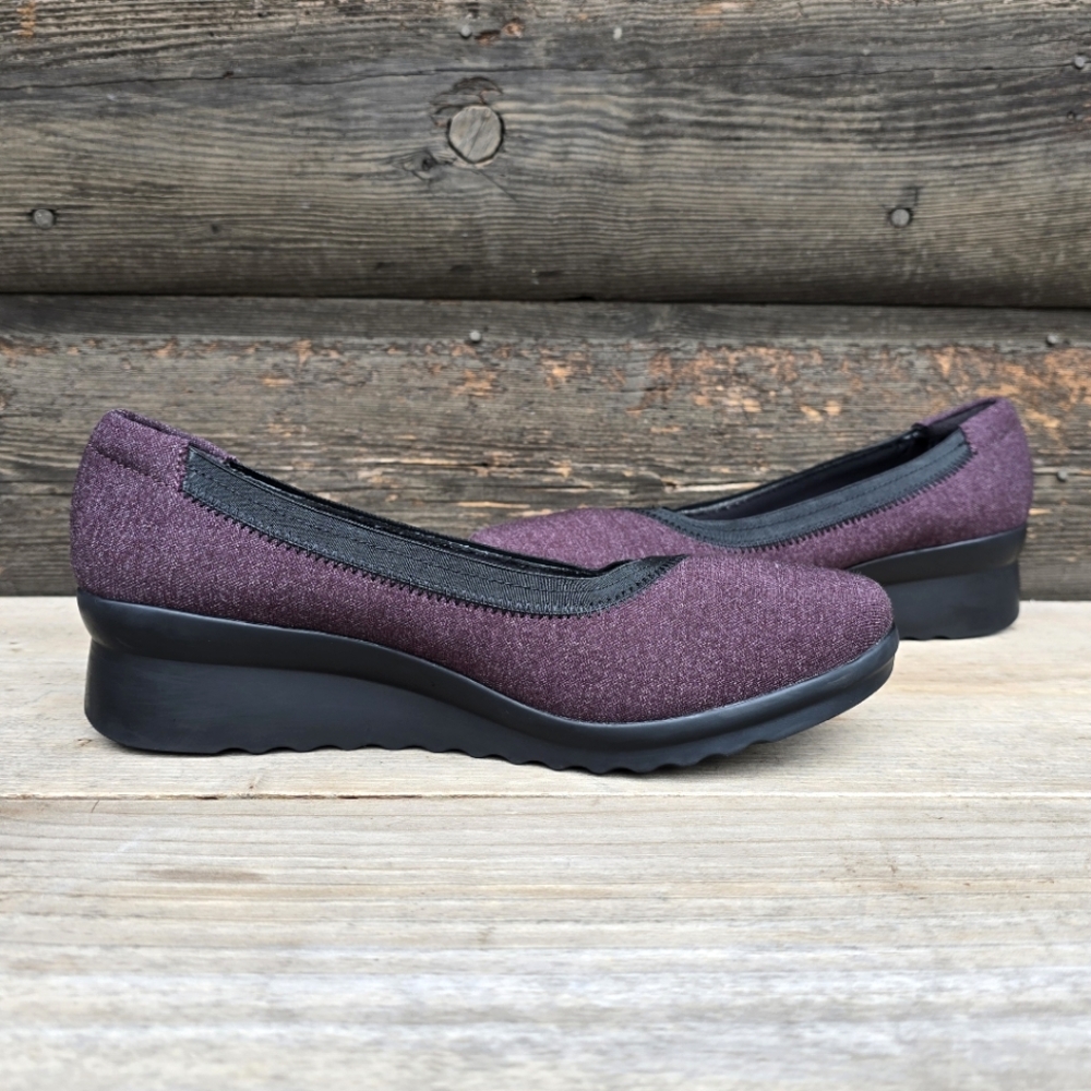 Clarks Cloudsteppers Caddell Dash, Slip On, Platf… - image 5